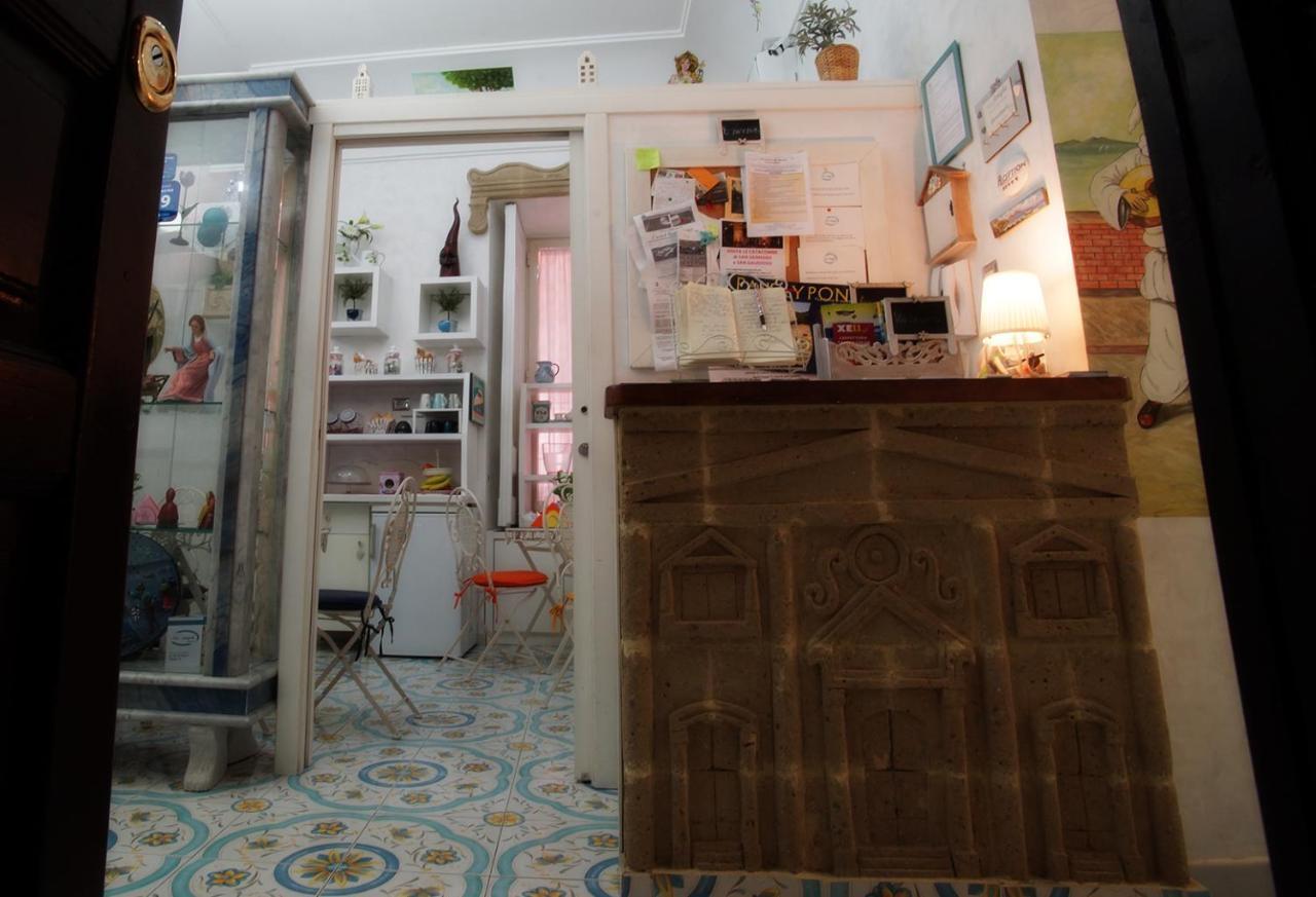 Le Vie Di Napoli B&B Extérieur photo