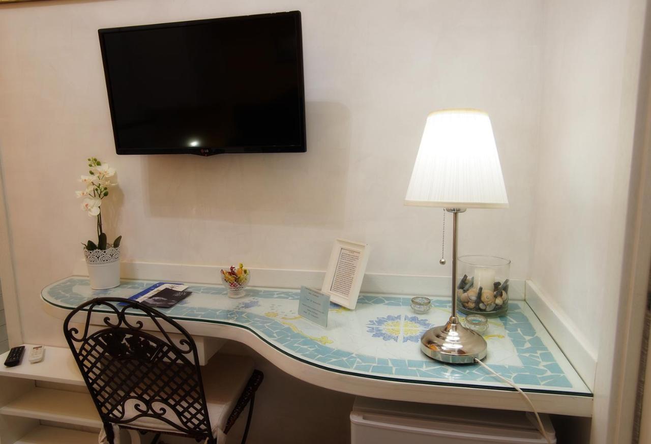 Le Vie Di Napoli B&B Extérieur photo