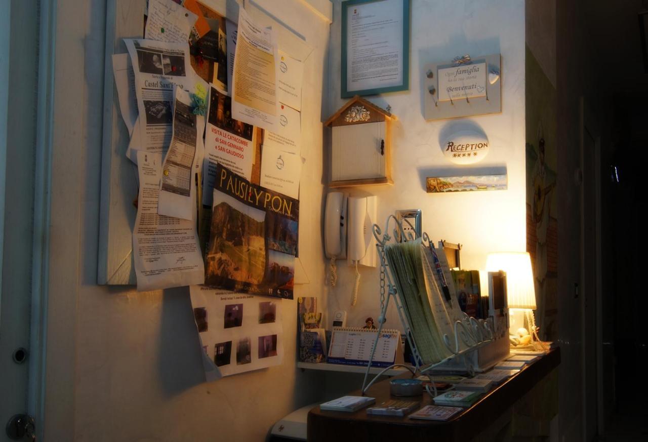 Le Vie Di Napoli B&B Extérieur photo